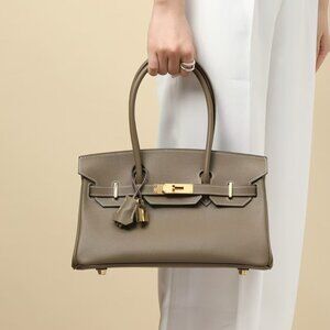 Classic Hermes Bag: A Stylish and Versatile Choice for Elegance